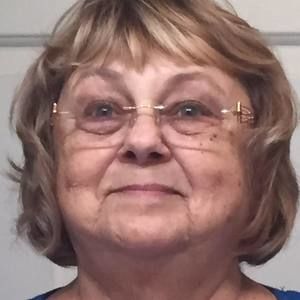 Meet your Posher, Clara